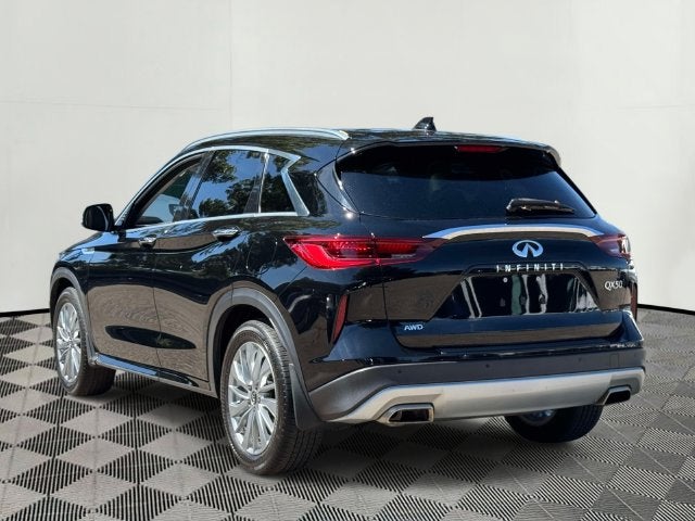 2023 INFINITI QX50 LUXE