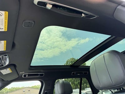 2024 Land Rover Range Rover SE