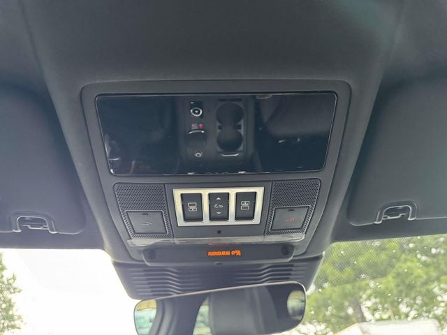 2023 Land Rover Discovery S R-Dynamic