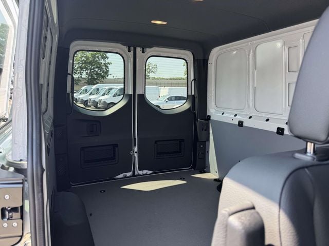 2026 Mercedes-Benz Sprinter 2500 Crew 144 WB