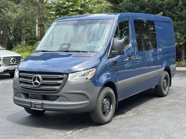 2026 Mercedes-Benz Sprinter 2500 Crew 144 WB