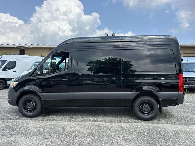 2026 Mercedes-Benz Sprinter 2500 Crew 144 WB