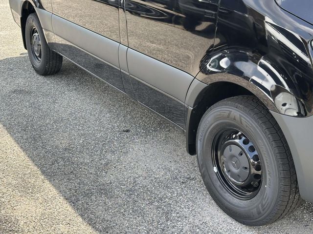 2026 Mercedes-Benz Sprinter 2500 Crew 144 WB