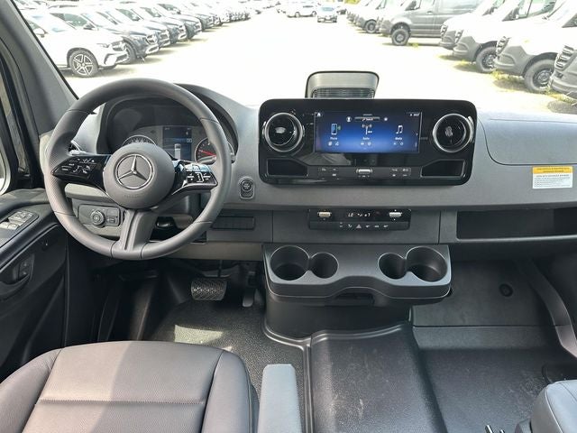 2026 Mercedes-Benz Sprinter 2500 Crew 144 WB
