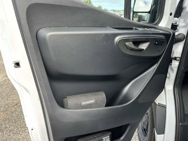 2026 Mercedes-Benz Sprinter 2500 Crew 170 WB High Roof