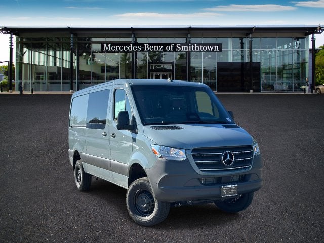 2026 Mercedes-Benz Sprinter 2500 Crew 144 WB 4MATIC®