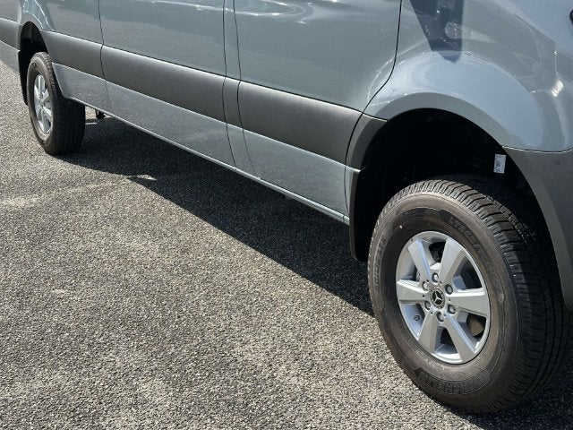 2026 Mercedes-Benz Sprinter 2500 Crew 170 WB 4MATIC®
