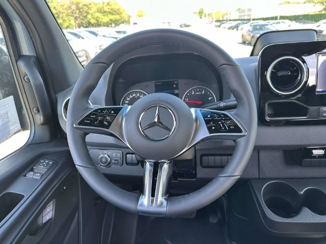 2026 Mercedes-Benz Sprinter 2500 Crew 170 WB 4MATIC®