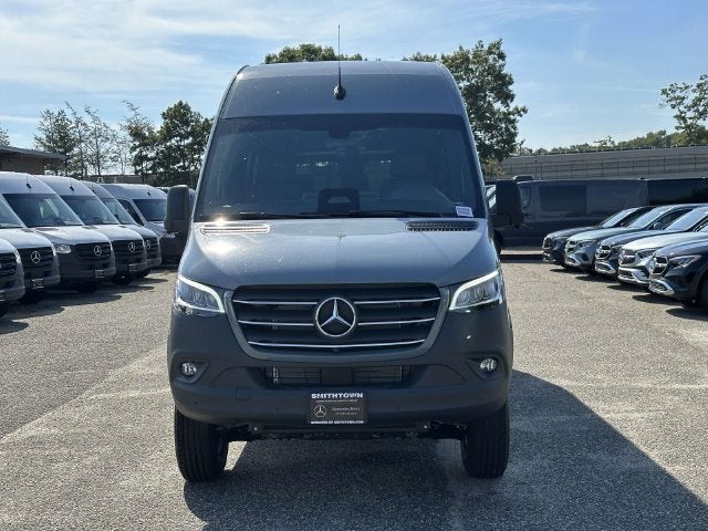 2026 Mercedes-Benz Sprinter 2500 Crew 170 WB 4MATIC®