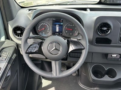 2026 Mercedes-Benz Sprinter 2500 Cargo 144 WB