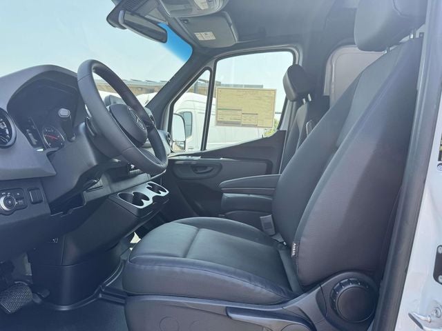 2026 Mercedes-Benz Sprinter 2500 Cargo 144 WB