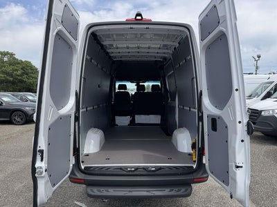 2026 Mercedes-Benz Sprinter 2500 Cargo 144 WB