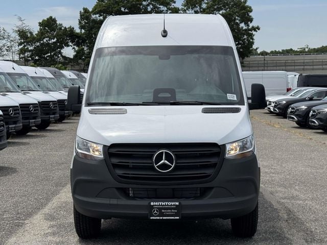 2026 Mercedes-Benz Sprinter 2500 Cargo 144 WB