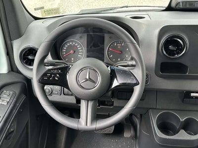 2025 Mercedes-Benz Sprinter 2500 Cargo 144 WB
