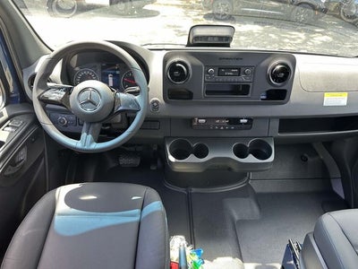 2026 Mercedes-Benz Sprinter 2500 Cargo 144 WB