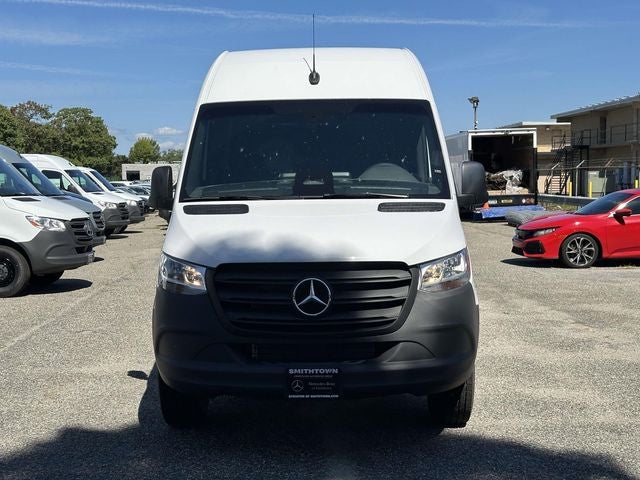 2026 Mercedes-Benz Sprinter 2500 Cargo 144 WB