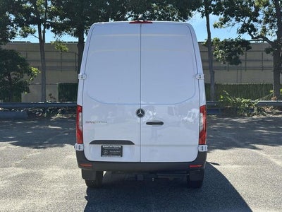 2026 Mercedes-Benz Sprinter 2500 Cargo 144 WB