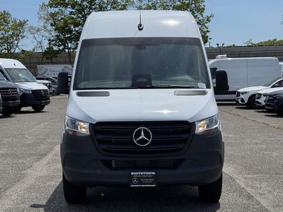 2026 Mercedes-Benz Sprinter 2500 Cargo 144 WB