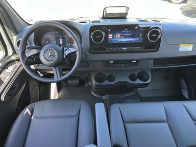 2026 Mercedes-Benz Sprinter 2500 Cargo 144 WB