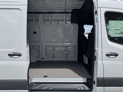 2025 Mercedes-Benz Sprinter 2500 Cargo 144 WB