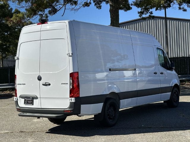 2027 Mercedes-Benz Sprinter 2500 Cargo 170 WB High Roof