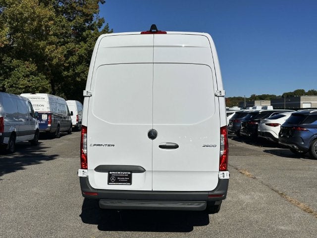 2027 Mercedes-Benz Sprinter 2500 Cargo 170 WB High Roof