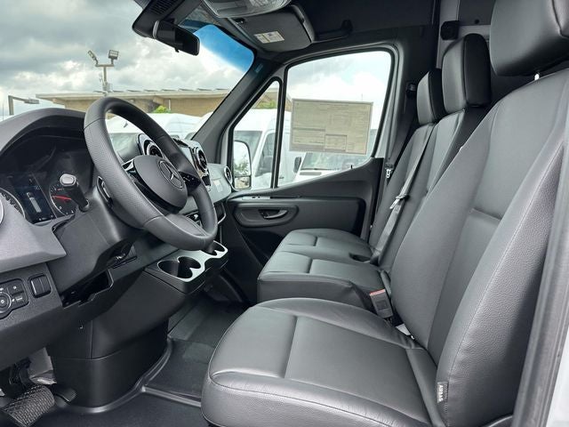 2026 Mercedes-Benz Sprinter 2500 Cargo 170 WB High Roof