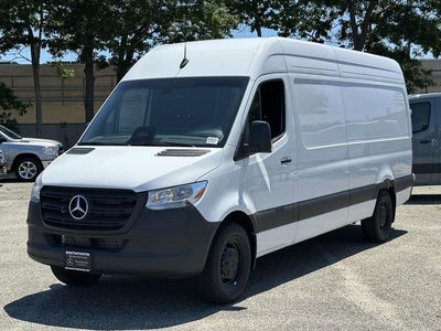 2026 Mercedes-Benz Sprinter 2500 Cargo 170 WB High Roof