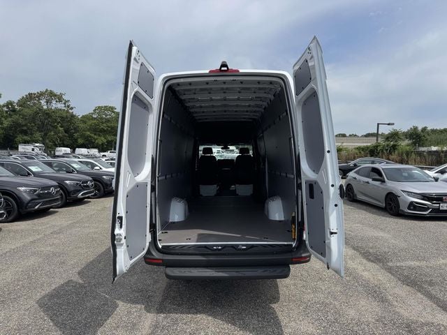 2026 Mercedes-Benz Sprinter 2500 Cargo 170 WB Extended