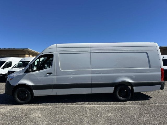 2027 Mercedes-Benz Sprinter 2500 Cargo 170 WB Extended