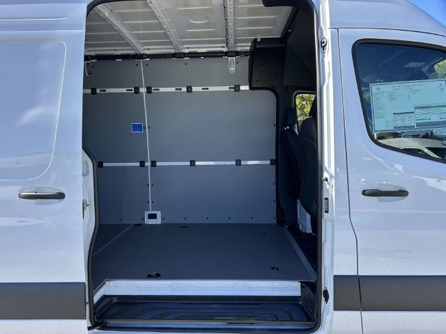 2027 Mercedes-Benz Sprinter 2500 Cargo 170 WB Extended