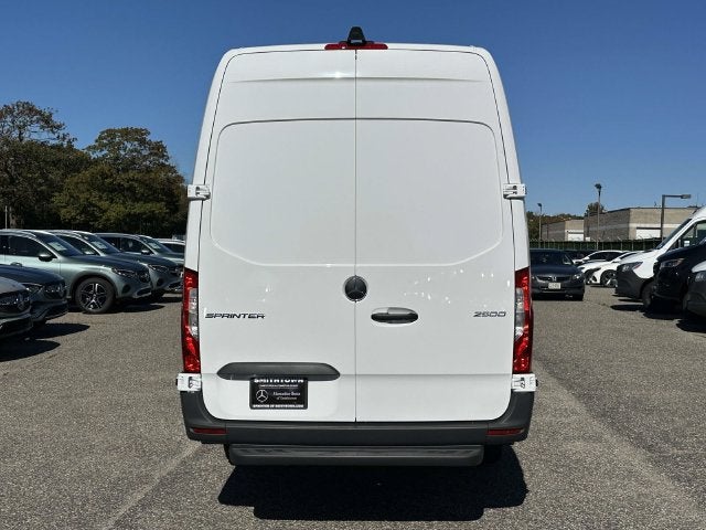 2027 Mercedes-Benz Sprinter 2500 Cargo 170 WB Extended