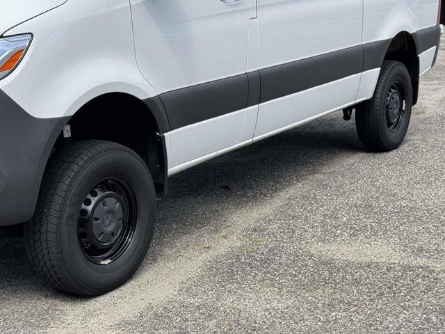 2024 Mercedes-Benz Sprinter 2500 Cargo 144 WB 4MATIC®
