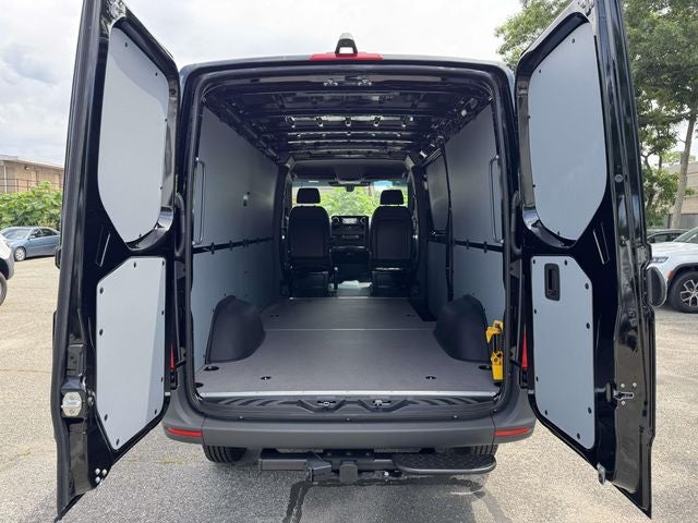 2026 Mercedes-Benz Sprinter 2500 Cargo 144 WB 4MATIC®