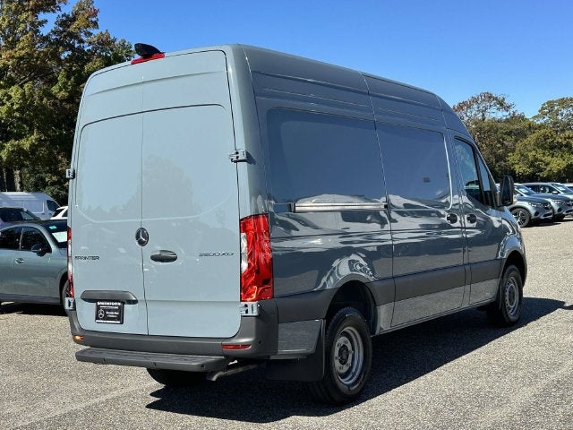 2027 Mercedes-Benz Sprinter 3500XD Cargo 144 WB