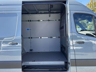 2027 Mercedes-Benz Sprinter 3500XD Cargo 144 WB