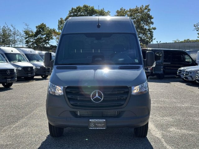 2027 Mercedes-Benz Sprinter 3500XD Cargo 144 WB
