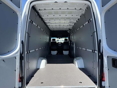 2026 Mercedes-Benz Sprinter 3500XD Cargo 170 WB