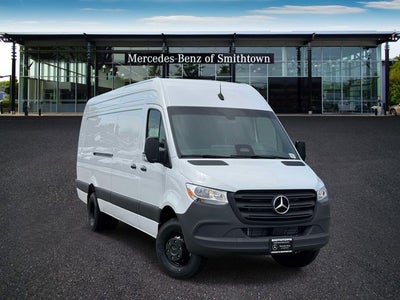 2026 Mercedes-Benz Sprinter 3500XD Cargo 170 WB
