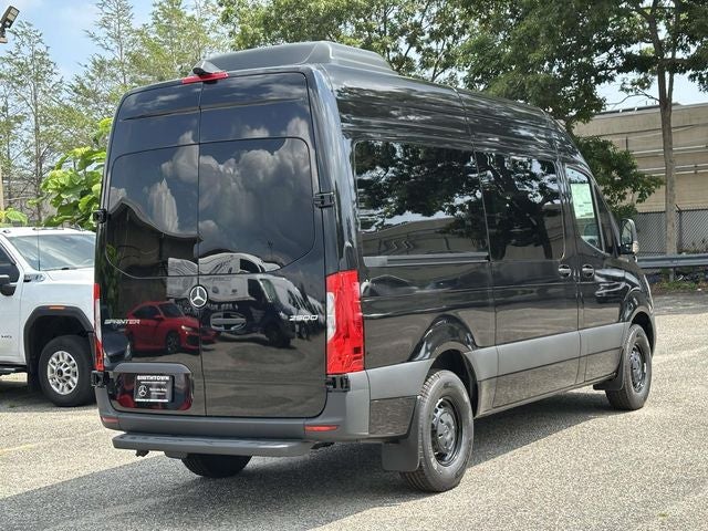 2026 Mercedes-Benz Sprinter 2500 Passenger 144 WB