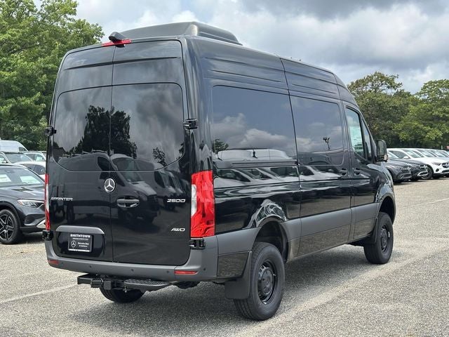 2026 Mercedes-Benz Sprinter 2500 Passenger 144 WB 4MATIC®