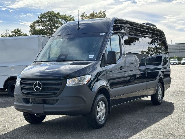 2026 Mercedes-Benz Sprinter 2500 Passenger 170 WB High Roof