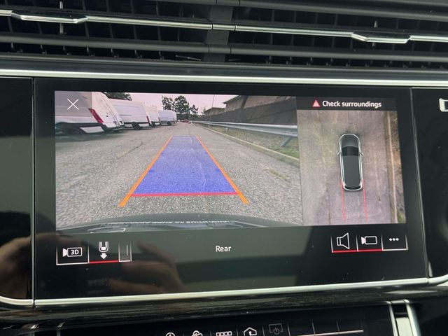 2022 Audi Q7 55 Premium Plus quattro