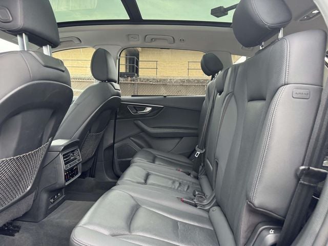 2022 Audi Q7 55 Premium Plus quattro