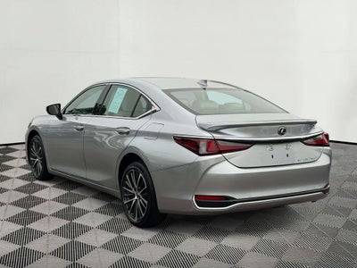 2024 Lexus ES 250