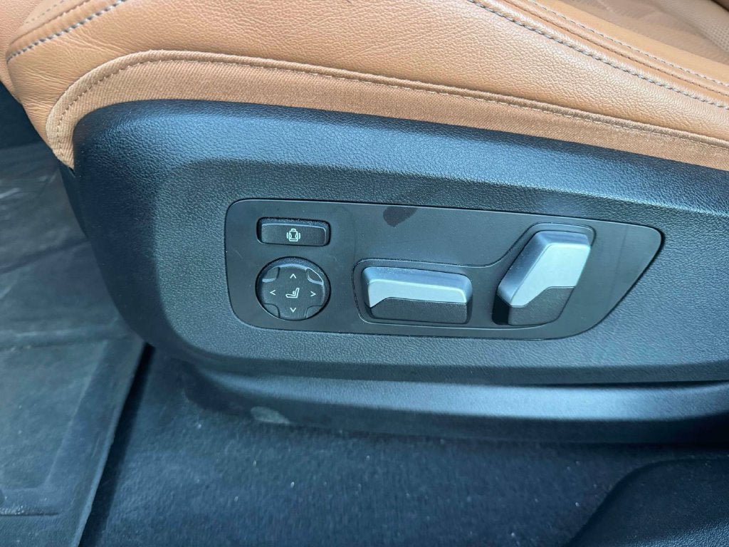 2024 BMW X6 xDrive40i
