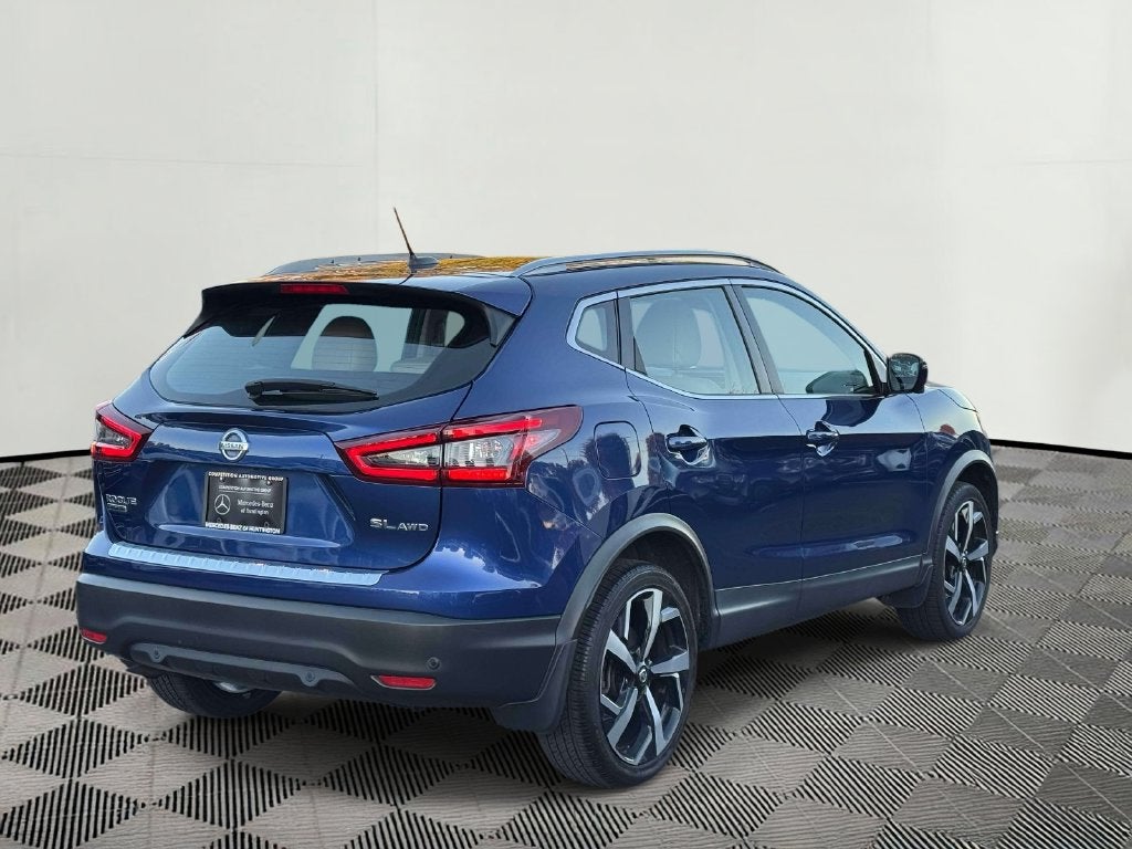 2022 Nissan Rogue Sport SL