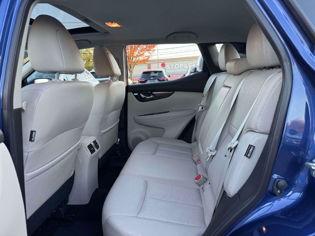 2022 Nissan Rogue Sport SL