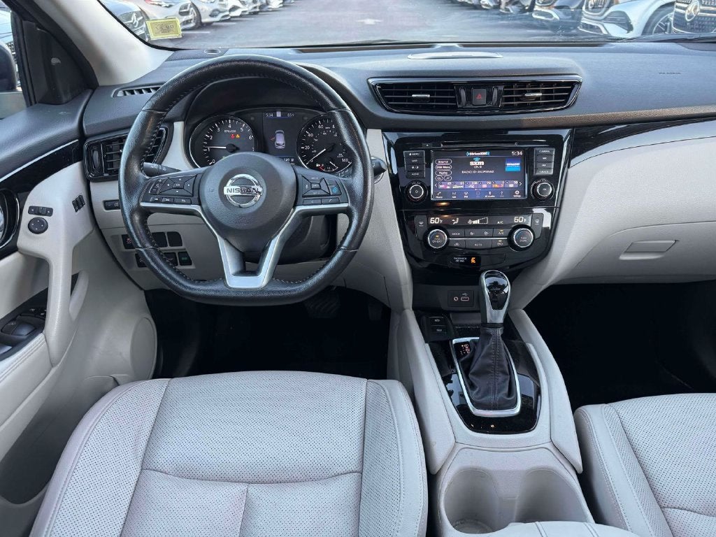 2022 Nissan Rogue Sport SL