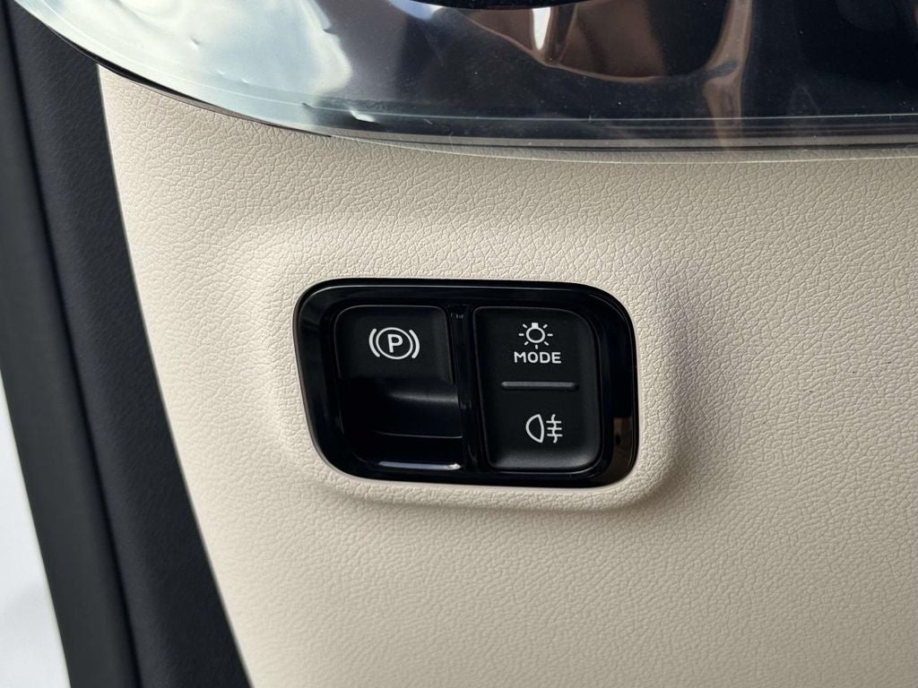 2027 Mercedes-Benz CLA CLA 220 Hybrid